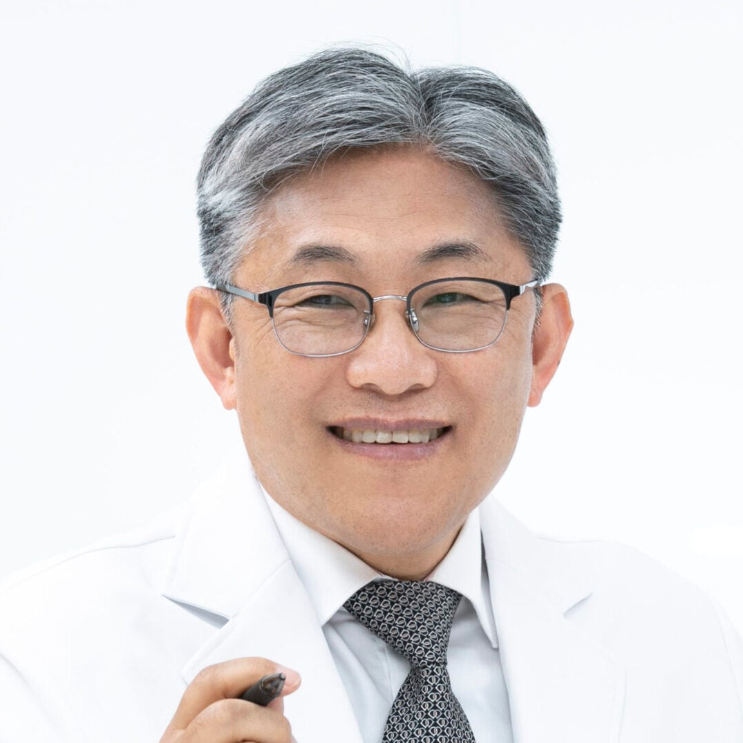 Yoo-Sung Hwang